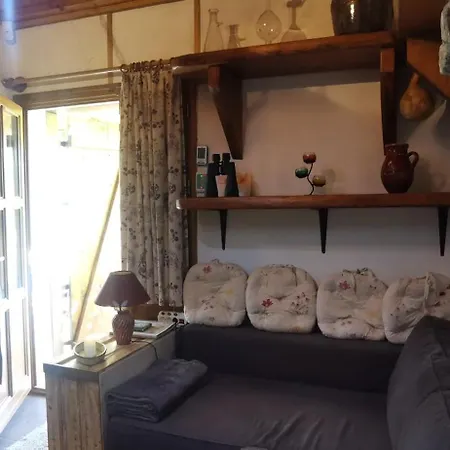 Casa de Férias Pillangó Présház *