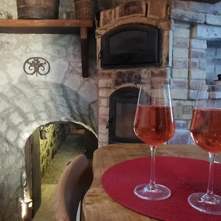 Pillangó Présház * Ipolytölgyes