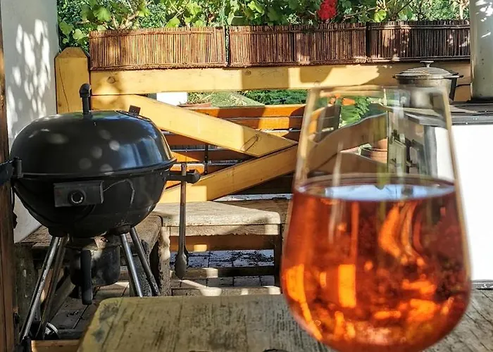 Pillango Preshaz * Ipolytolgyes