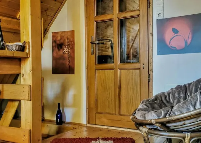 Pillango Preshaz * Ipolytolgyes