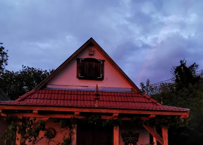 度假居 Pillango Preshaz *